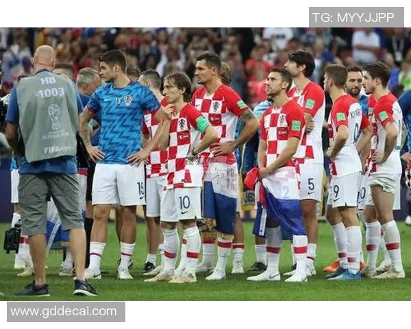 足球明星高清横图展示球场风采尽显魅力与激情