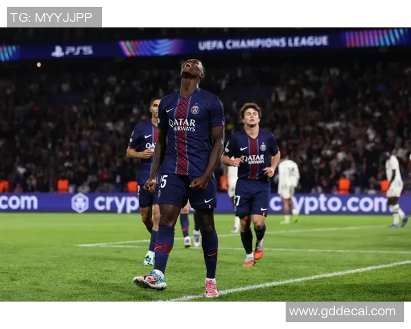 巴黎圣日耳曼对阵马赛比赛前瞻与胜负预测分析及关键球员表现解析 巴黎圣日耳曼对阵马赛比赛前瞻与胜负预测分析及关键球员表现解析